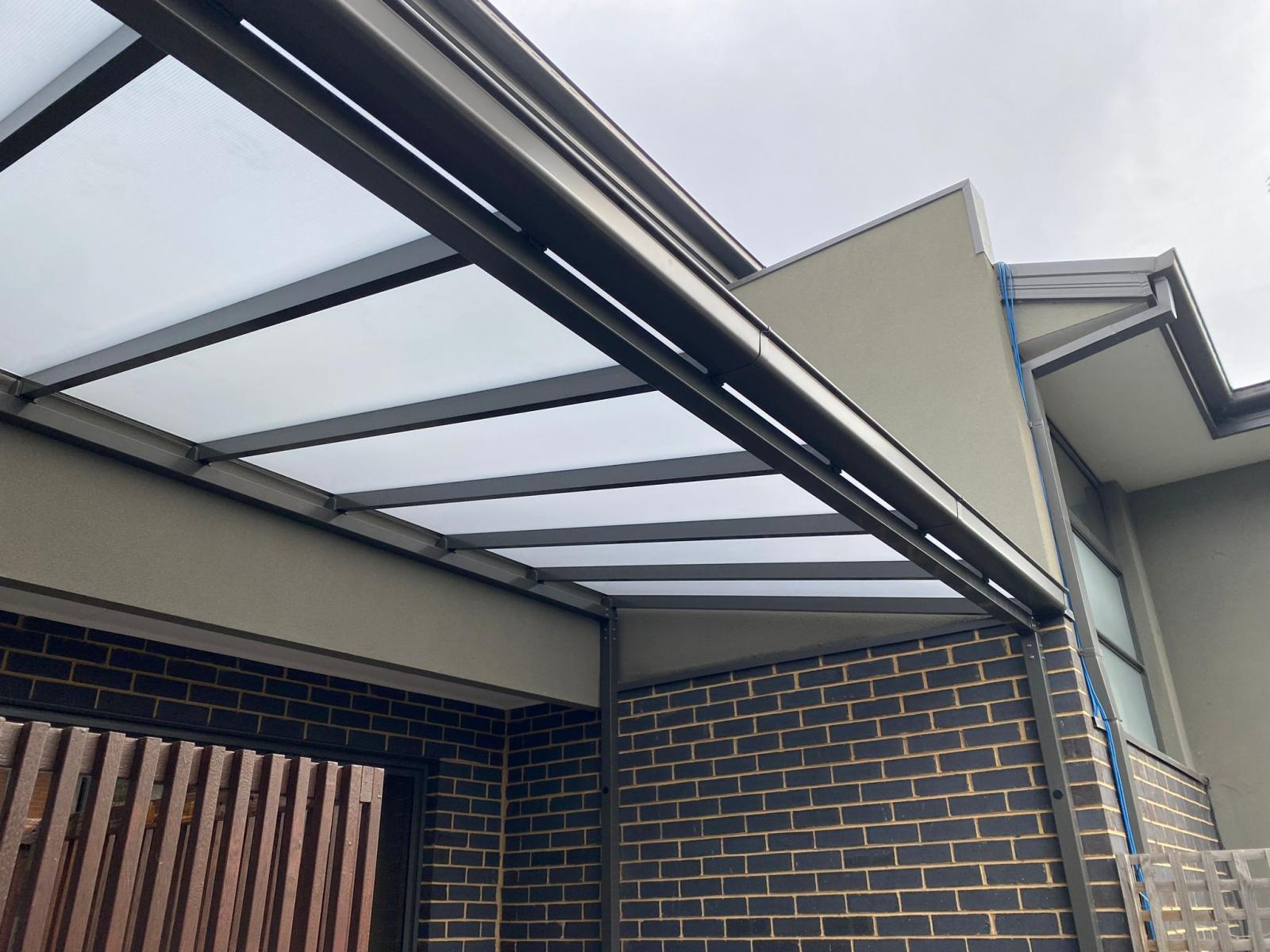 Pergola polycarbonate system