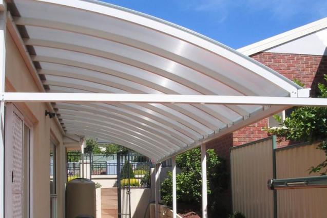 View Photo: Polycarbonate roof system